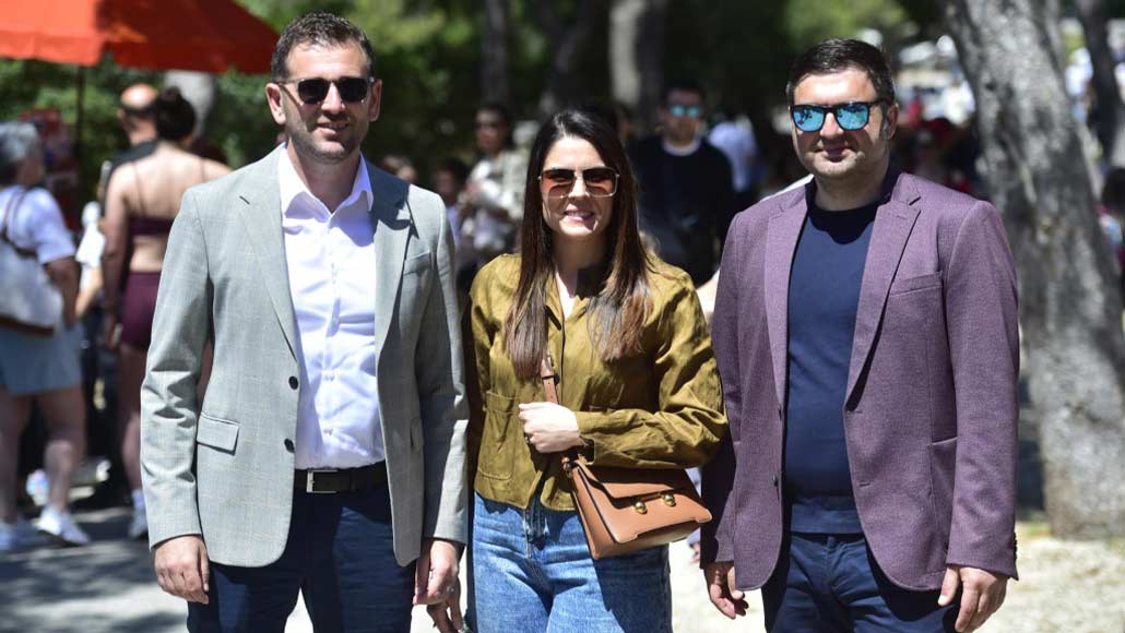 A divote na Marjanu! Izišlo sunce - dojurilo staro i mlado; stigao i Šuta... Poseban dan za splitsko brdo