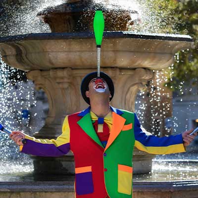 Klaun Šarenko Žongliranje